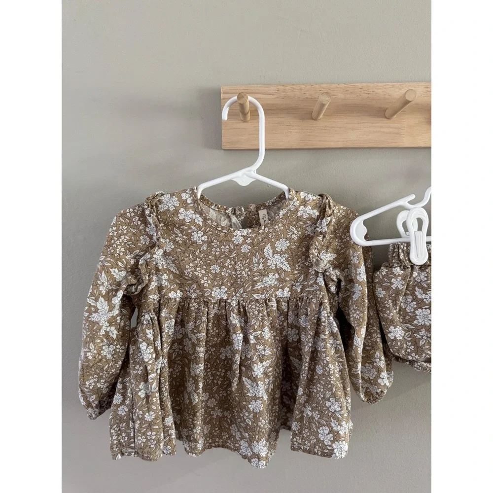 12/18m rylee + cru 2pc. begie floral set‎